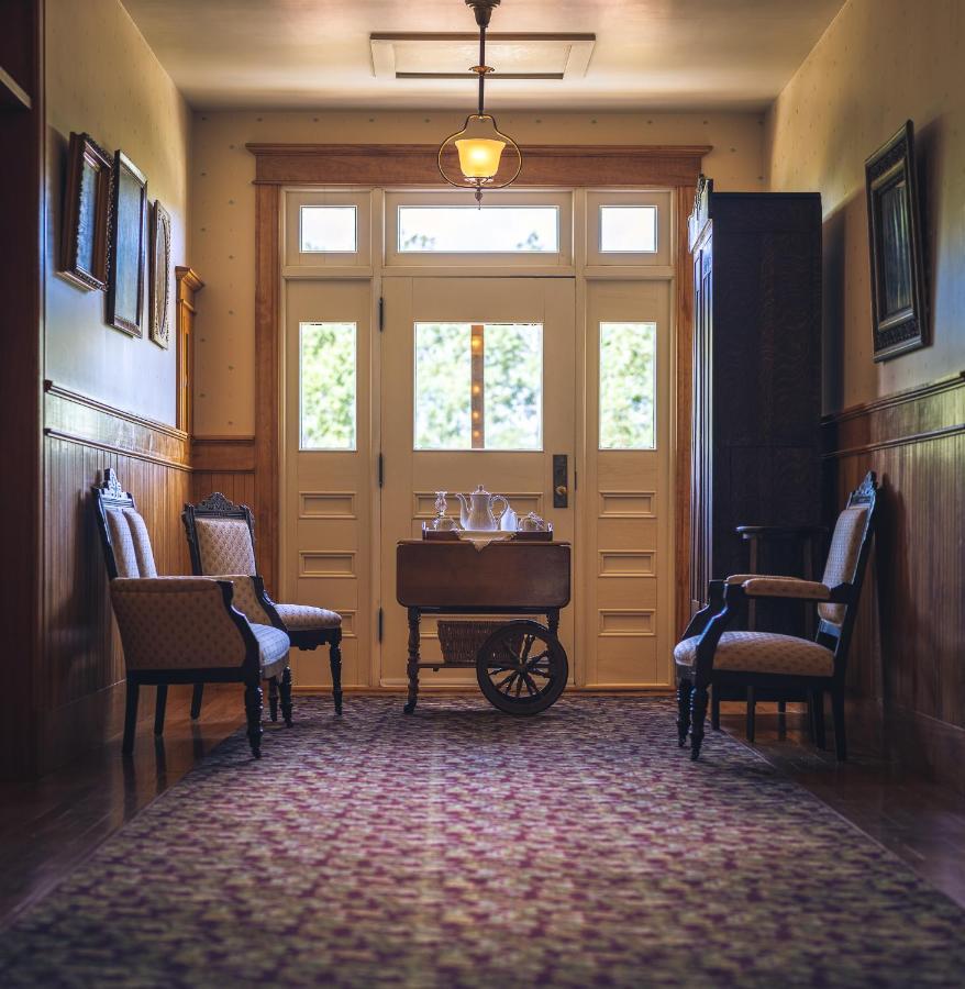 Château Hotel 3*